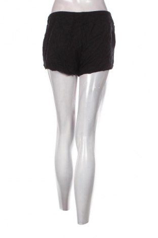 Dámské kraťasy  H&M Divided, Velikost M, Barva Černá, Cena  309,00 Kč