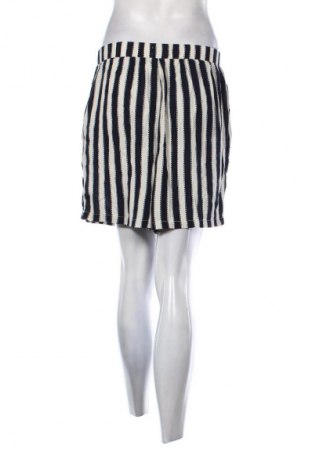 Pantaloni scurți de femei Ichi, Mărime M, Culoare Multicolor, Preț 226,99 Lei