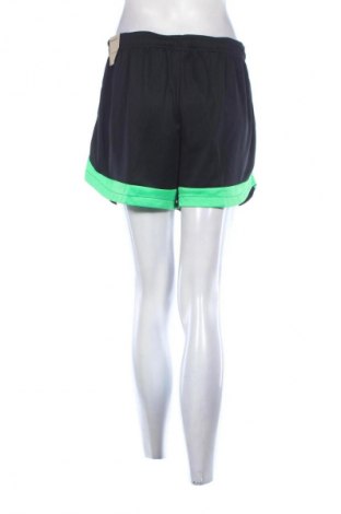 Dámske kraťasy  Nike, Veľkosť L, Farba Čierna, Cena  47,82 €