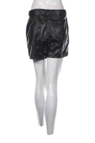 Pantaloni scurți de femei ONLY, Mărime M, Culoare Negru, Preț 150,99 Lei