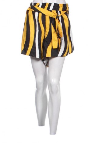 Damen Shorts SHEIN, Größe 4XL, Farbe Mehrfarbig, Preis 9,72 €