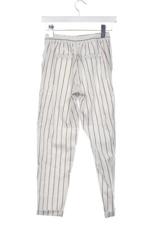 Pantaloni de femei Bershka, Mărime XS, Culoare Multicolor, Preț 94,99 Lei