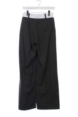 Pantaloni de femei Bershka, Mărime XS, Culoare Gri, Preț 101,86 Lei