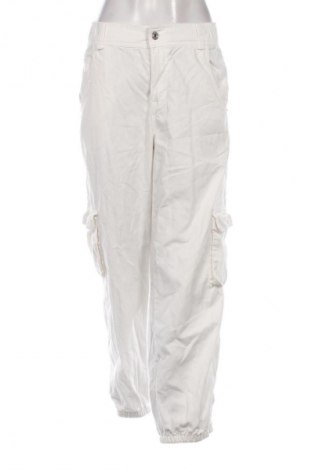 Női nadrág Bershka, Méret L, Szín Fehér, Ár 4 139 Ft