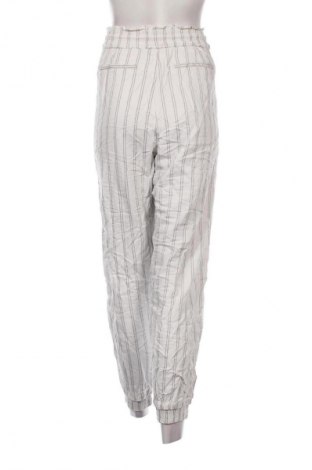 Pantaloni de femei Clockhouse, Mărime XL, Culoare Multicolor, Preț 94,99 Lei