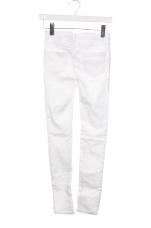 Damenhose Fb Sister, Größe XS, Farbe Weiß, Preis 14,83 €