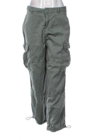 Pantaloni de femei Fishbone, Mărime S, Culoare Verde, Preț 72,74 Lei