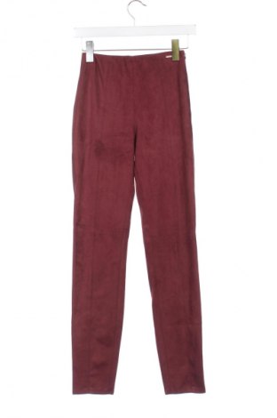 Damskie spodnie Guess, Rozmiar XS, Kolor Czerwony, Cena 408,79 zł
