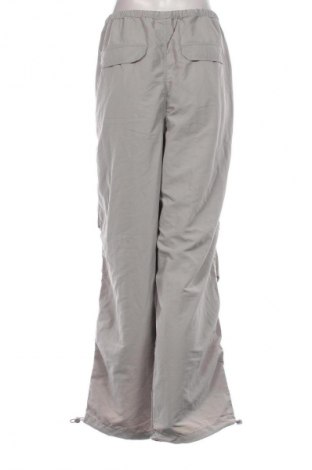 Dámské kalhoty  H&M Divided, Velikost L, Barva Šedá, Cena  639,00 Kč
