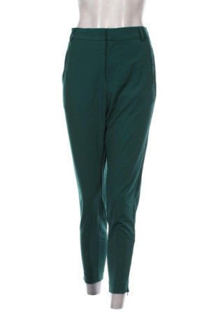 Дамски панталон In Wear, Размер M, Цвят Зелен, Цена 62,99 лв.