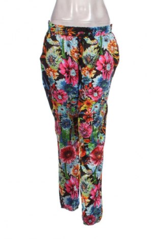 Damenhose Made In Italy, Größe L, Farbe Mehrfarbig, Preis 20,99 €