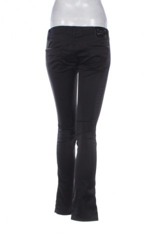 Damenhose One More, Größe M, Farbe Schwarz, Preis 14,71 €