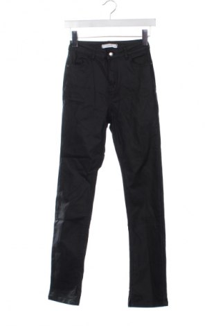 Pantaloni de femei Reserved, Mărime XS, Culoare Negru, Preț 95,08 Lei