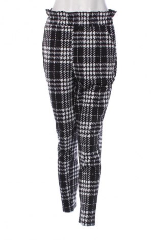 Pantaloni de femei SHEIN, Mărime M, Culoare Multicolor, Preț 74,81 Lei