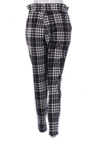 Pantaloni de femei SHEIN, Mărime M, Culoare Multicolor, Preț 74,81 Lei