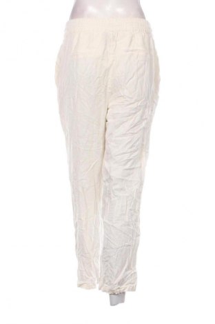 Damenhose Vero Moda, Größe M, Farbe Ecru, Preis € 18,99