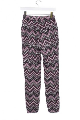 Dámské kalhoty  Vero Moda, Velikost XS, Barva Vícebarevné, Cena  439,00 Kč