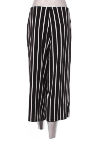 Damenhose Zara, Größe M, Farbe Mehrfarbig, Preis 18,99 €