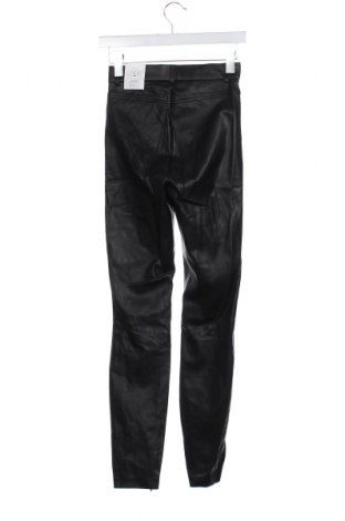 Pantaloni de femei Zara, Mărime XS, Culoare Negru, Preț 156,85 Lei