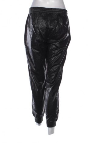 Pantaloni de femei Zara, Mărime M, Culoare Negru, Preț 68,30 Lei