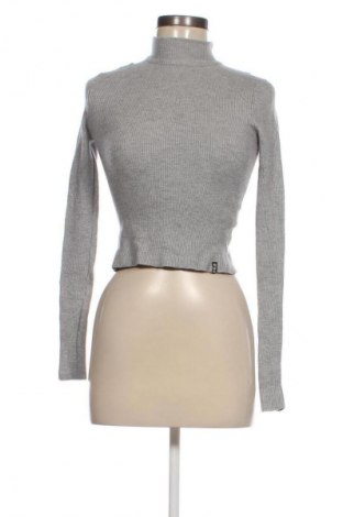 Damski sweter Pull&Bear, Rozmiar M, Kolor Szary, Cena 70,69 zł