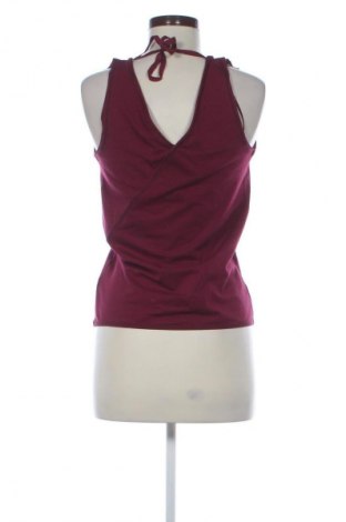 Damski sportowy top Nike, Rozmiar S, Kolor Czerwony, Cena 171,44 zł