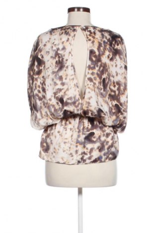 Damski top Guess, Rozmiar S, Kolor Kolorowy, Cena 162,03 zł
