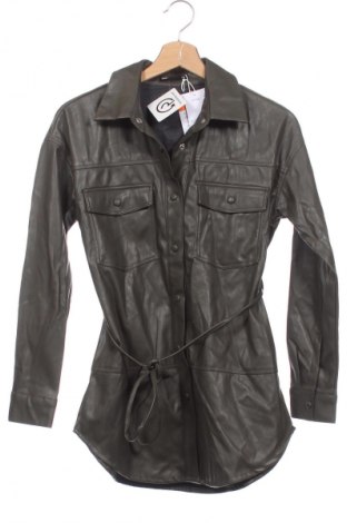 Damen Lederjacke Sinsay, Größe XS, Farbe Grün, Preis 47,62 €