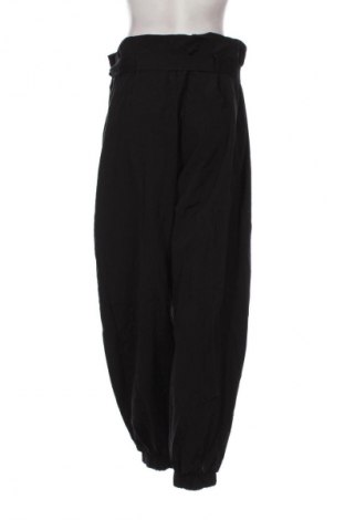 Дамско спортно долнище ASOS, Размер XL, Цвят Черен, Цена 34,99 лв.