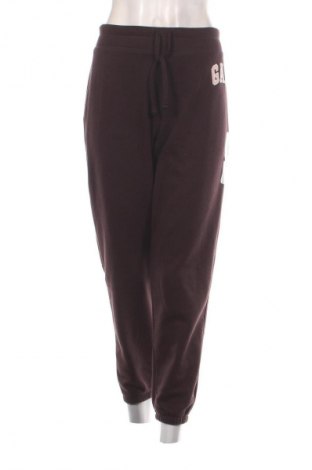 Pantaloni trening de femei Gap, Mărime L, Culoare Maro, Preț 226,99 Lei