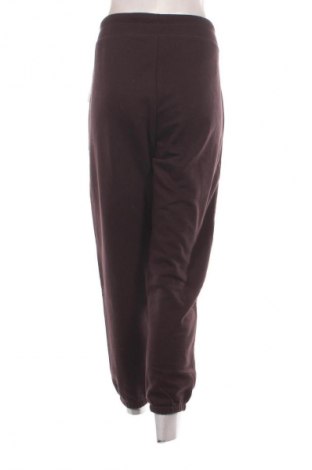 Pantaloni trening de femei Gap, Mărime L, Culoare Maro, Preț 226,99 Lei