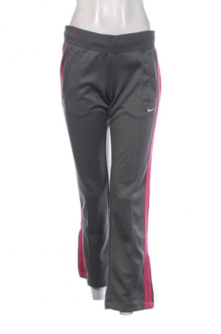 Damskie spodnie sportowe Nike, Rozmiar S, Kolor Szary, Cena 134,99 zł