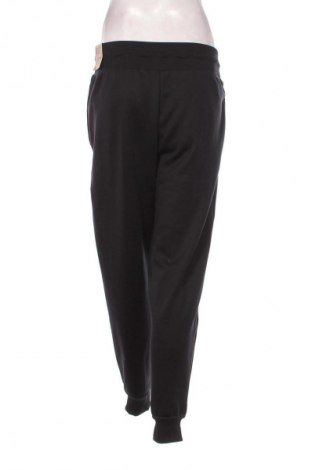 Dámske tepláky Nike, Veľkosť M, Farba Čierna, Cena  54,95 €