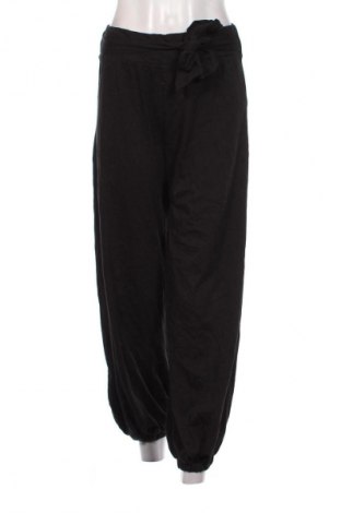 Pantaloni trening de femei Piazza Italia, Mărime M, Culoare Negru, Preț 94,99 Lei
