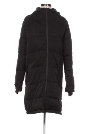 Dámská bunda  Bershka, Velikost S, Barva Černá, Cena  720,00 Kč