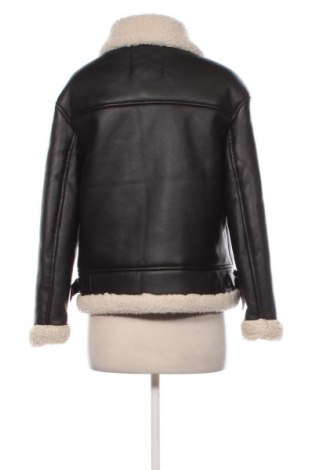 Geacă de femei Bershka, Mărime S, Culoare Negru, Preț 146,73 Lei