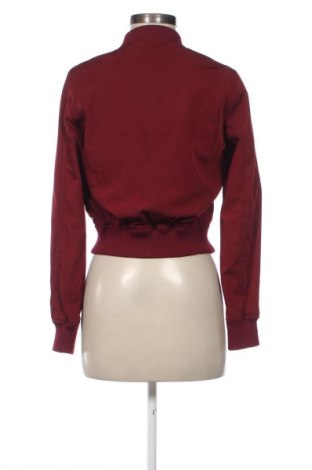 Kurtka damska Bershka, Rozmiar S, Kolor Czerwony, Cena 95,62 zł
