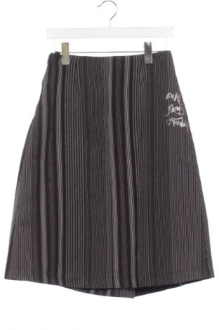 Kinderrock Unbranded, Größe 15-18y/ 170-176 cm, Farbe Mehrfarbig, Preis 9,62 €