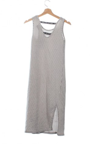 Dětské šaty  Unbranded, Velikost 12-13y/ 158-164 cm, Barva Vícebarevné, Cena  219,00 Kč