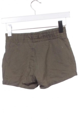 Dětské krátké kalhoty  Here+There, Velikost 9-10y/ 140-146 cm, Barva Zelená, Cena  139,00 Kč