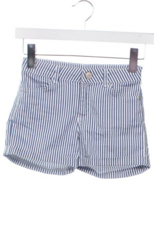 Παιδικό κοντό παντελόνι LC Waikiki, Μέγεθος 6-7y/ 122-128 εκ., Χρώμα Πολύχρωμο, Τιμή 7,40 €