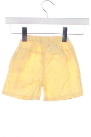Kinder Shorts Unbranded, Größe 18-24m/ 86-98 cm, Farbe Gelb, Preis 6,99 €