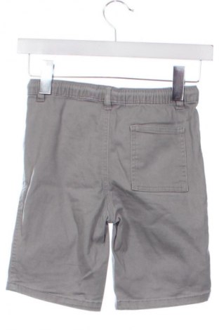 Kinder Shorts Unbranded, Größe 8-9y/ 134-140 cm, Farbe Grau, Preis 5,99 €