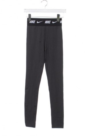 Dětské legíny  Nike, Velikost 12-13y/ 158-164 cm, Barva Šedá, Cena  1 099,00 Kč