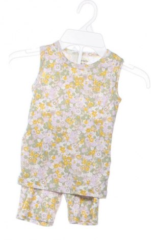 Детски комплект Carter's, Размер 3-4y/ 104-110 см, Цвят Многоцветен, Цена 42,99 лв.