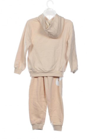 Dziecięcy zestaw Nike, Rozmiar 6-7y/ 122-128 cm, Kolor Beżowy, Cena 414,99 zł