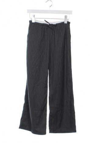 Παιδικό παντελόνι H&M, Μέγεθος 9-10y/ 140-146 εκ., Χρώμα Πολύχρωμο, Τιμή 13,99 €