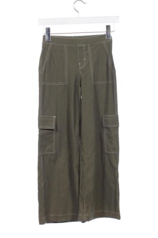Kinderhose H&M, Größe 8-9y/ 134-140 cm, Farbe Grün, Preis € 10,74