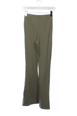 Gyerek nadrág H&M, Méret 15-18y / 170-176 cm, Szín Zöld, Ár 5 729 Ft