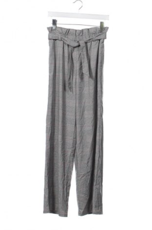 Kinderhose United Colors Of Benetton, Größe 14-15y/ 168-170 cm, Farbe Mehrfarbig, Preis 8,99 €